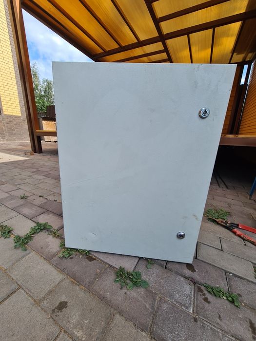 щит продам срочно