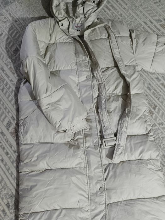 Қыстық куртка. Жап жаңа