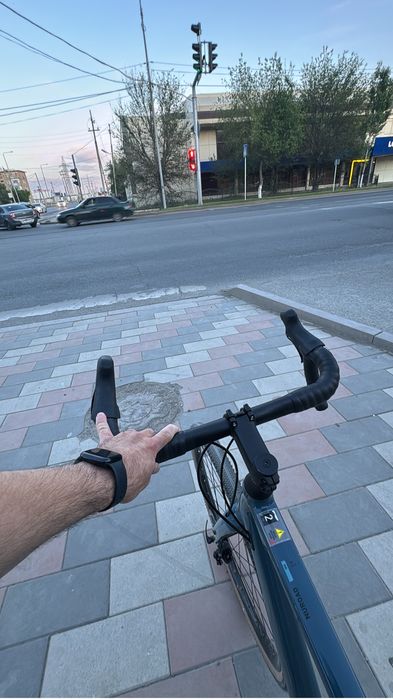 Гравиный велосипед Cube