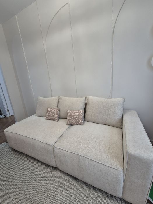 Продаётся диван.