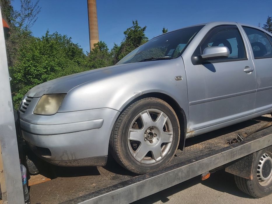 Фолксваген Бора 1.9 TDI 90 к.с 1999 година