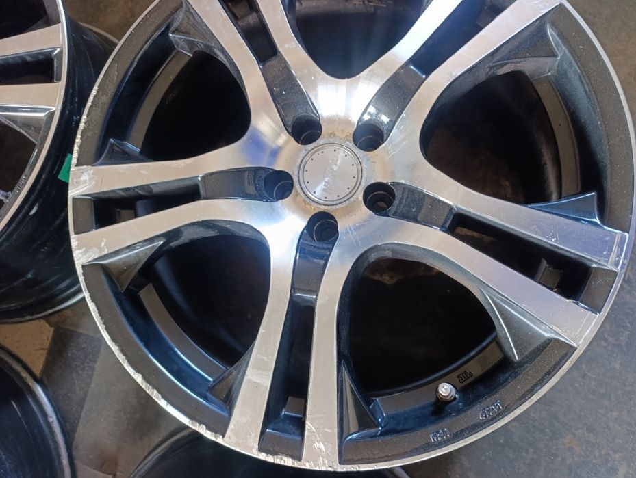 Продавам джанти 5х100 18ки