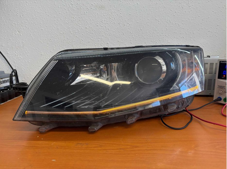Repar / Schimb DRL Daylight banda LED Skoda Octavia 3 far