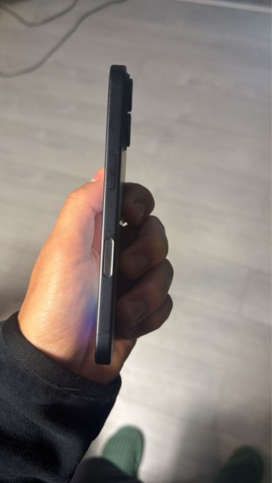 Vand iphone 16 128 gb Ca nou