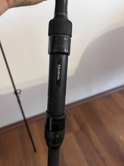 Vand 2 bete daiwa black widdow 3 m