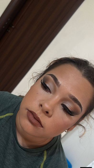 Mani, pedi, gene zmoc, pensat, coafat și make-up
