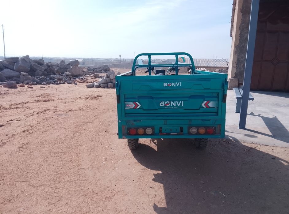 Муравей Muravey янгидей турибди