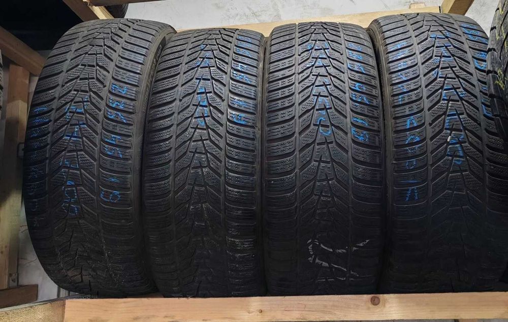 4 anvelope 235/45 R19 Hankook