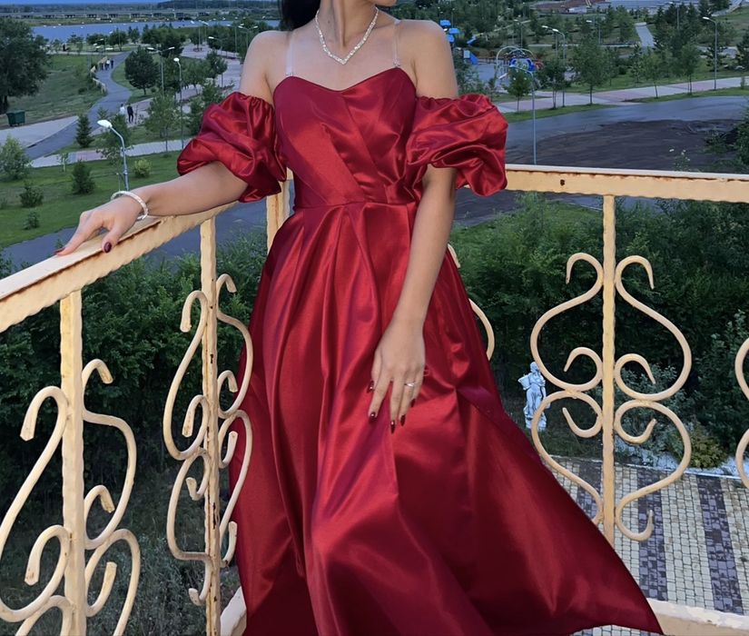 Красное платье вечерние