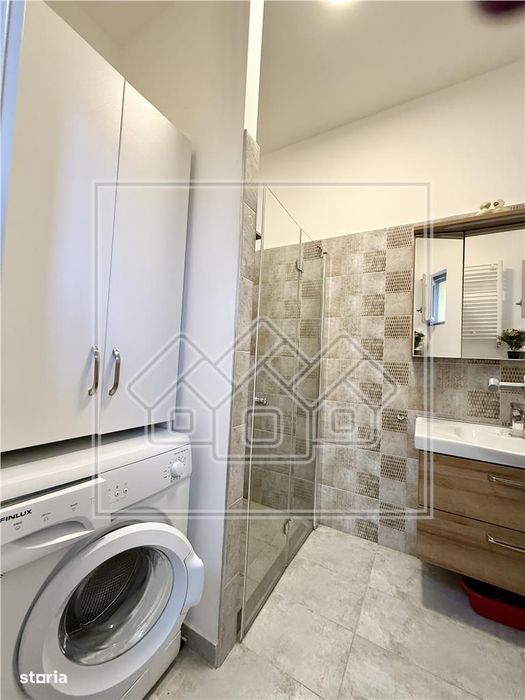 Apartament renovat, mobilat si utilat - 42 mp + pivnita - Ultracentral