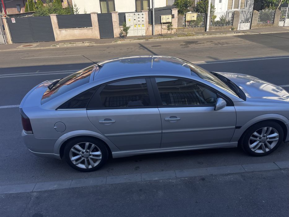 Opel vectra c 2007,1.9 diesel,carlig remorcare,clima
