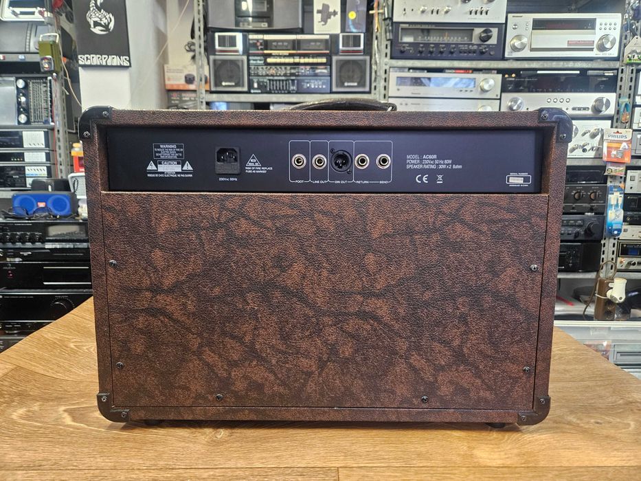 Китарно кубе Fame AC60R Acoustic Combo – Кристален звук за Вашата китара и вокал