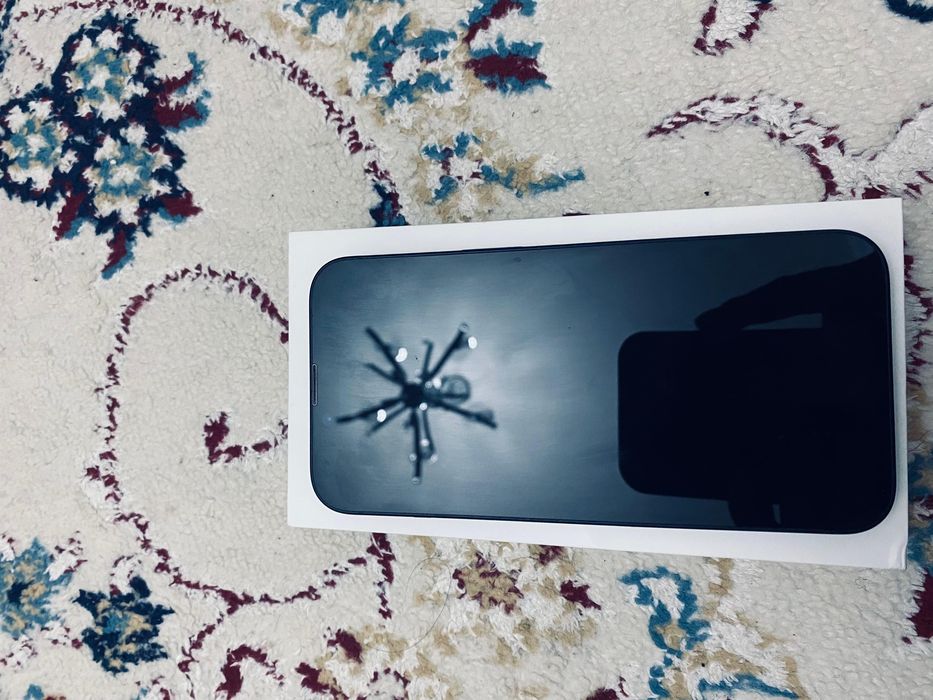 Apple 14 128 гб эмкость 84% Все документы есть