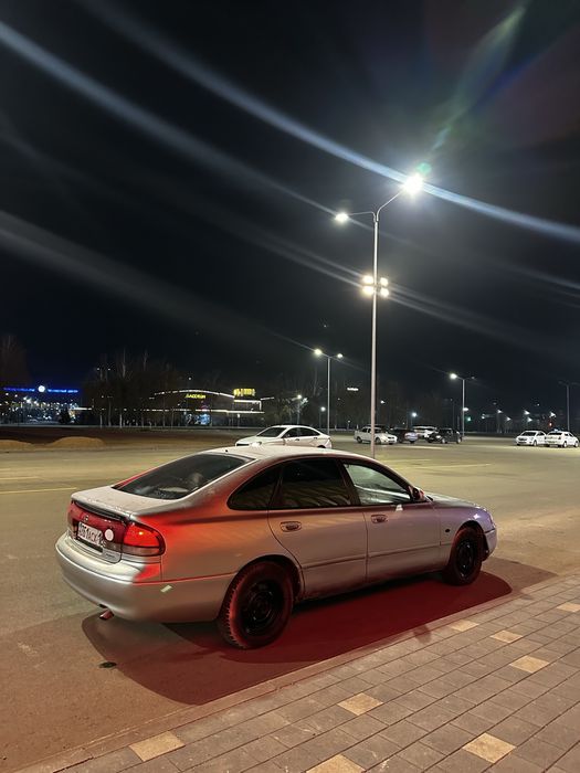 Продам автомобиль Mazda Cronos 1994года