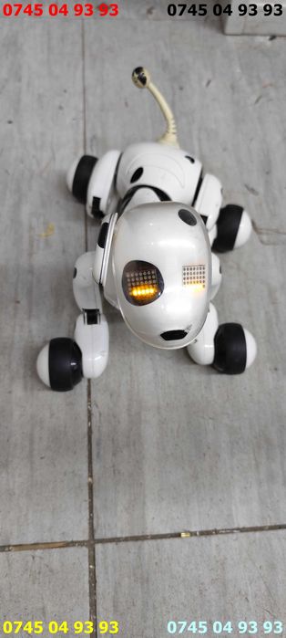 jucarie caine interactiv firma SPIN MASTER cu acumulator incarcare usb