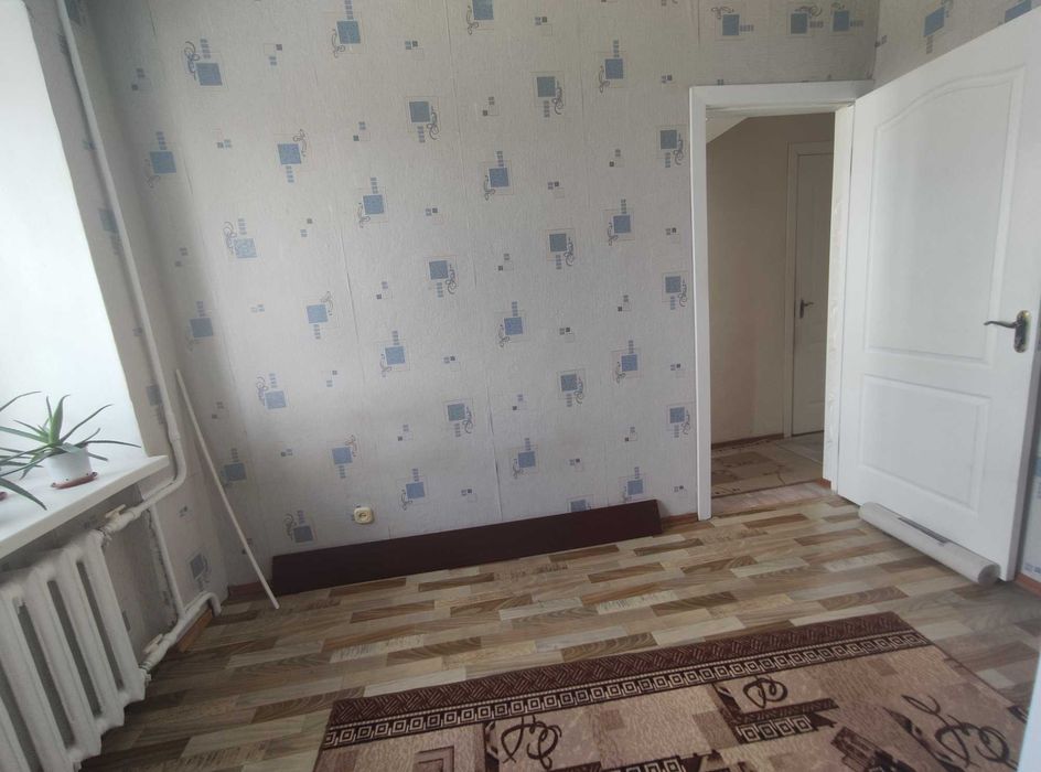 Продам 4х ком квартиру в центре города