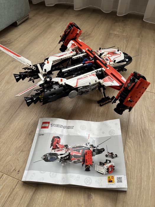 Lego Technic VOLT Heavy Cargo Spaceship LT81