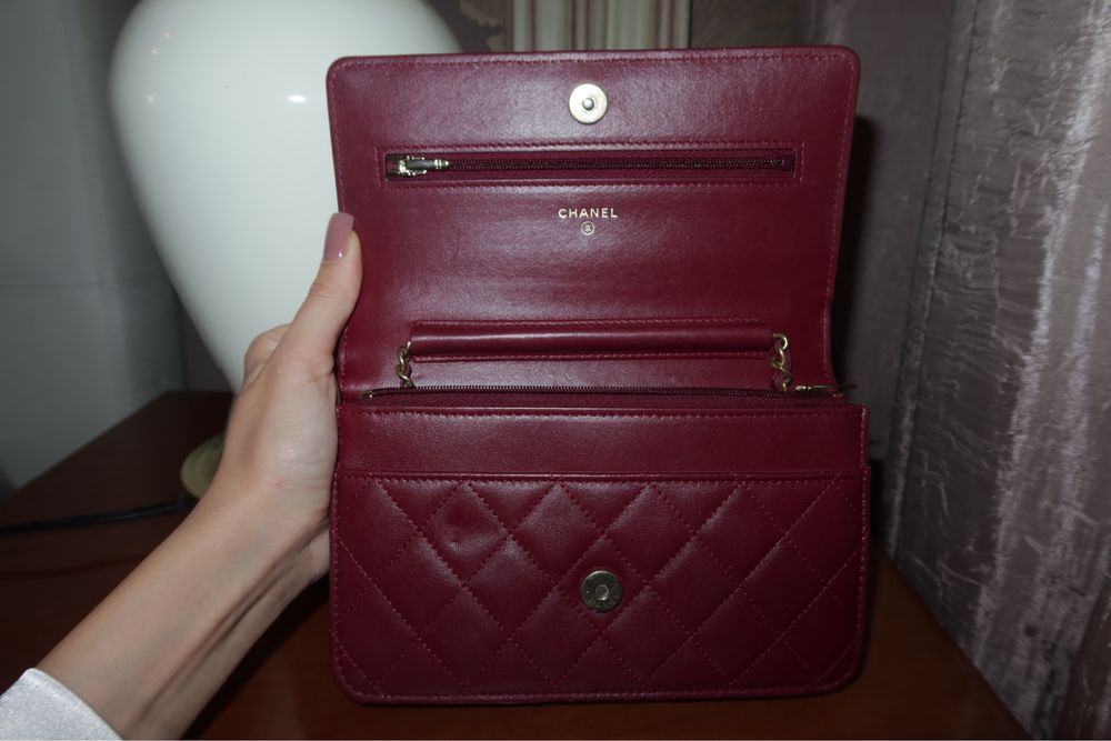 Сумка Chanel Wallet on Chain