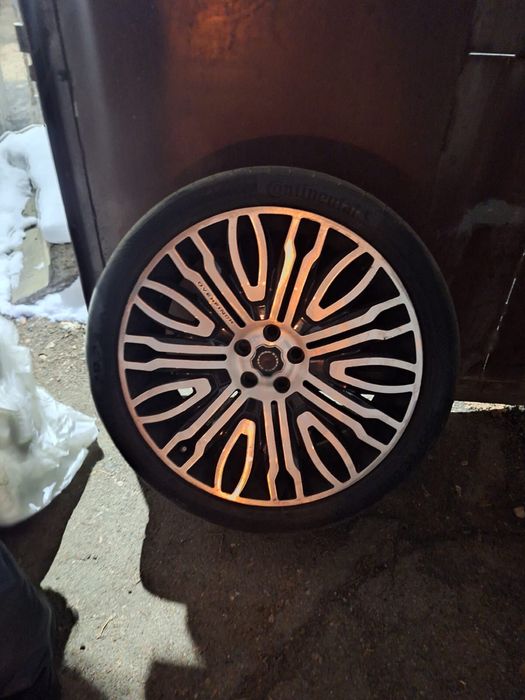 Диски r23 стояли Range Rover-e шины