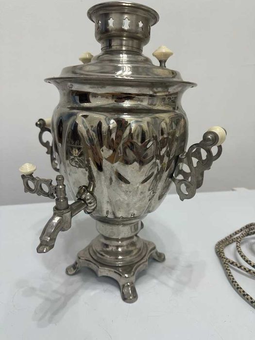 Самовар, электрический, новый. Подарочный вариант.