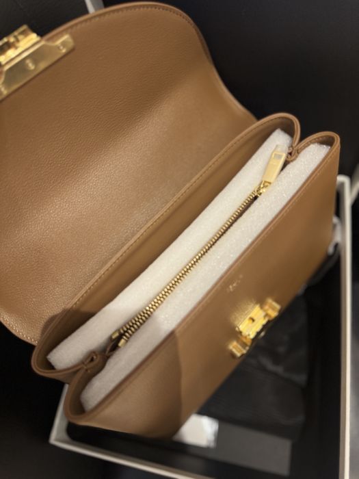 Дамска чанта естесвена кожа