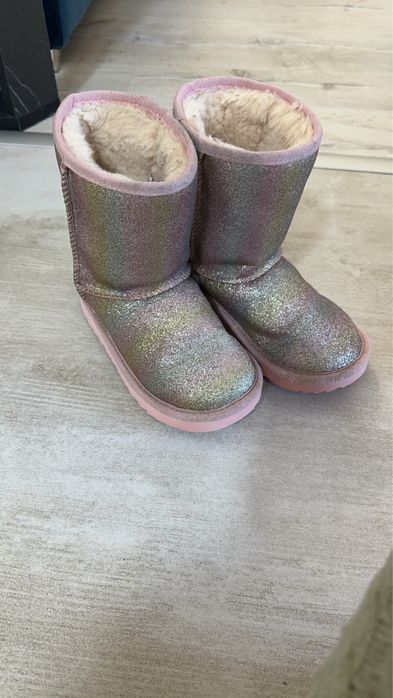 Ugg Fetite marimea 28 jumate