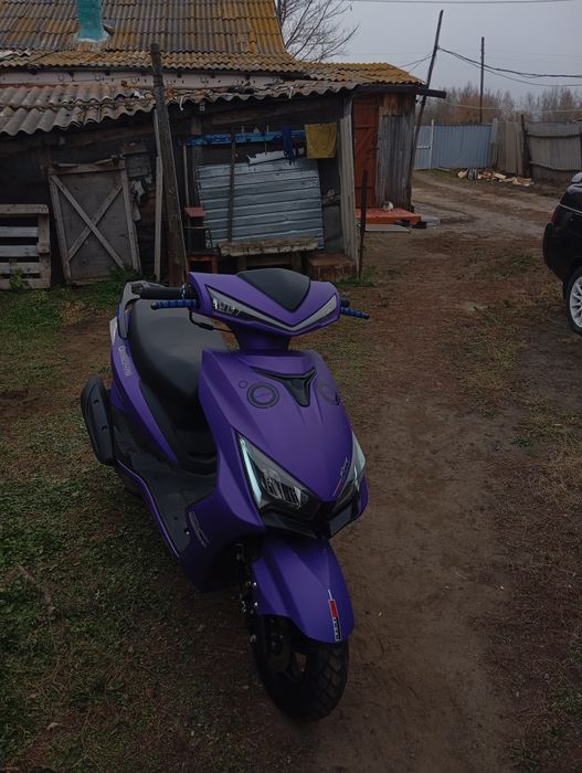 Продам скутер м8 про