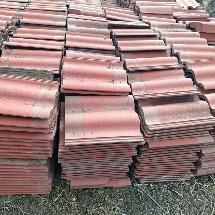 Vând țiglă și coama imcop