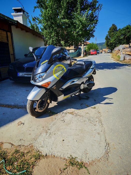 Yamaha T-max 500