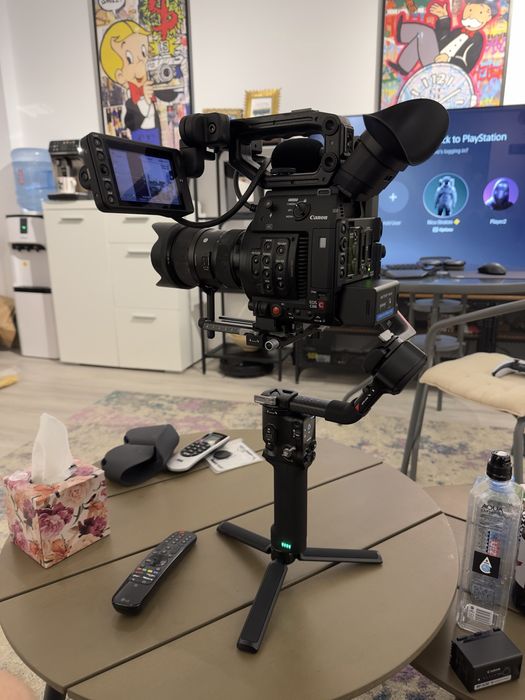 2 x Canon C200 + obiective + steadycam + accesorii, pachet pro complet