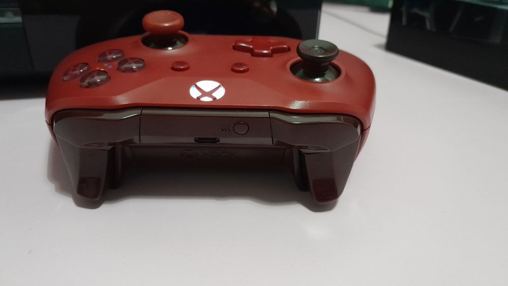 Consolă Xbox One, perfect funcțională