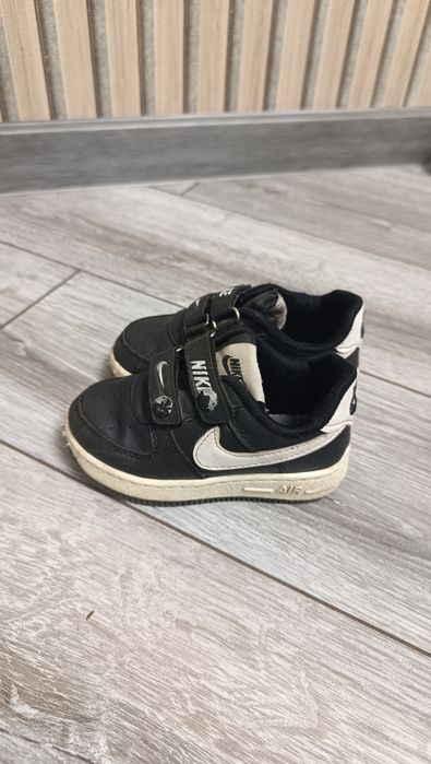 Сапоги,тапочки,кросовки,ботинки детские продам