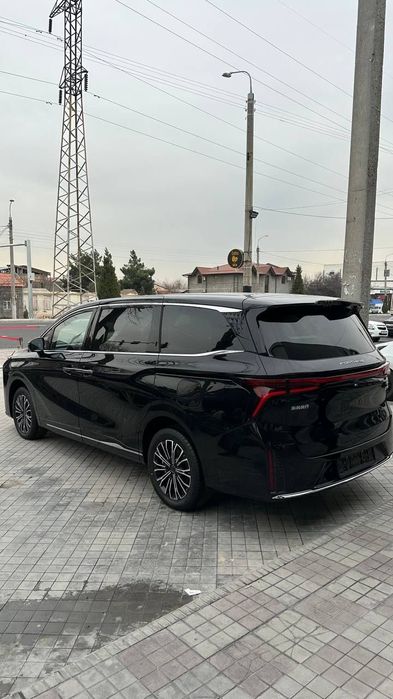 Dongfeng Forthing V9