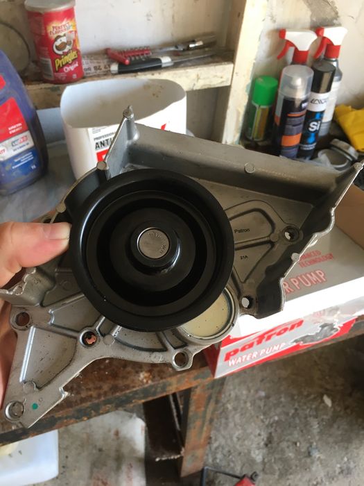 Помпа на Ауди А4