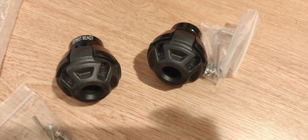 Crash Pad / Axle Slider Furcă Moto – Honda Yamaha Kawasaki Suzuki