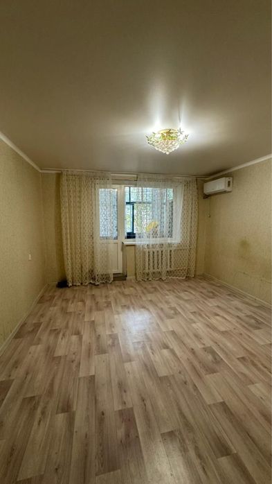 Продаётся 2-комнатная квартира в районе Детского сада.