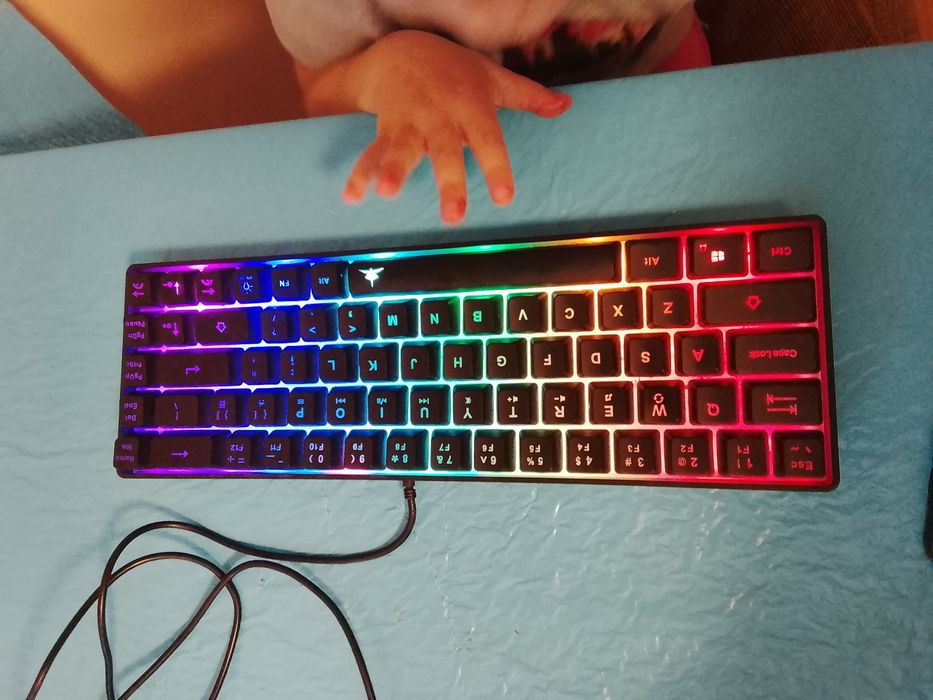 Vând setup gaming laptop lenovo