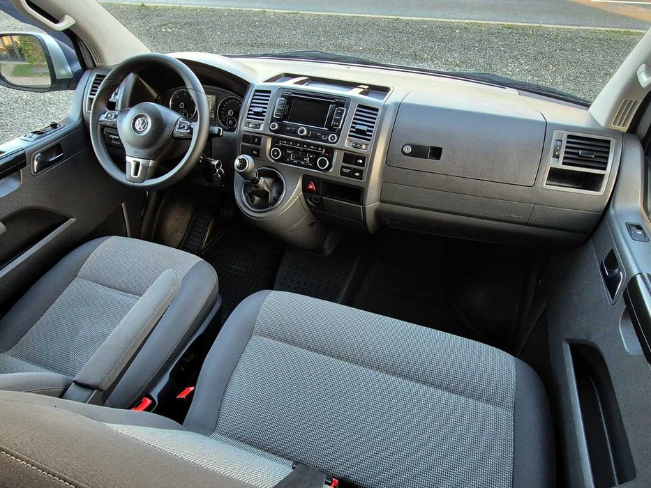 VOLKSWAGEN Caravelle 2013 — imagine 5
