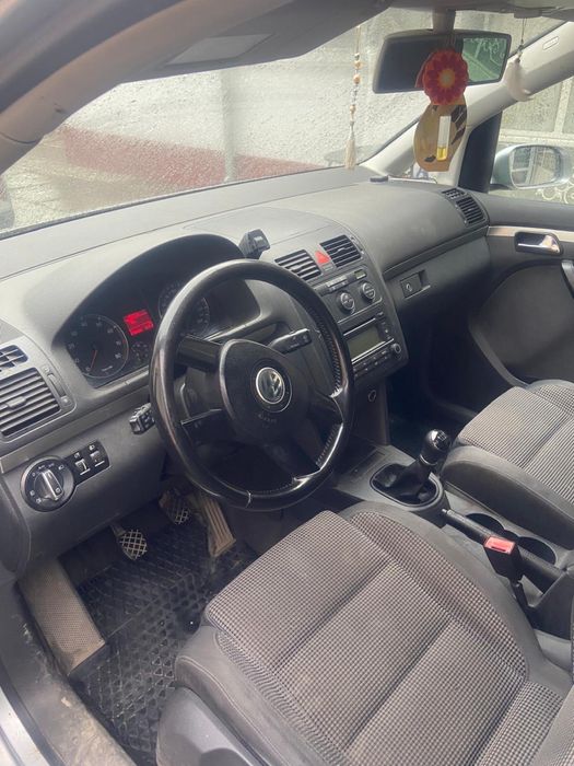 Volkswagen Touran 1.6 fsi