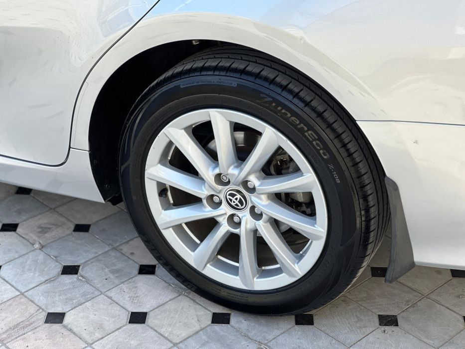 Камри 75 оригинал без царапин.