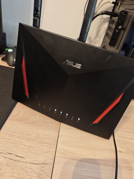 Router dual band asus RT-AC86U cu FTP
