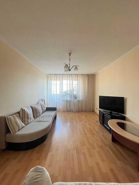 Продается 2-х комнатная квартира ост.Филармония