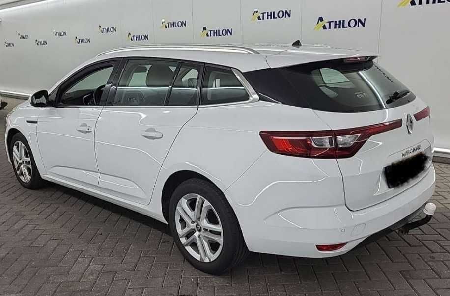 Vand Megane 4 fara elemente revopsite si Km certificati din 3 surse