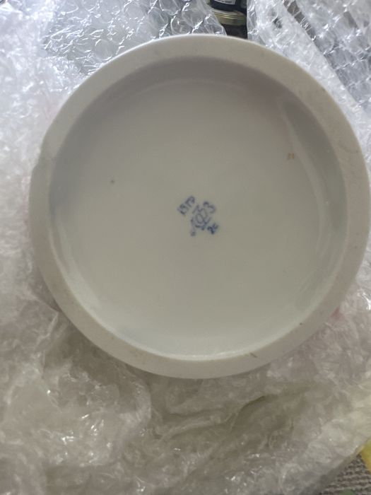 Чайник и молочник