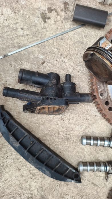 Piese motor 1.0 Sce Dacia Logan 2018