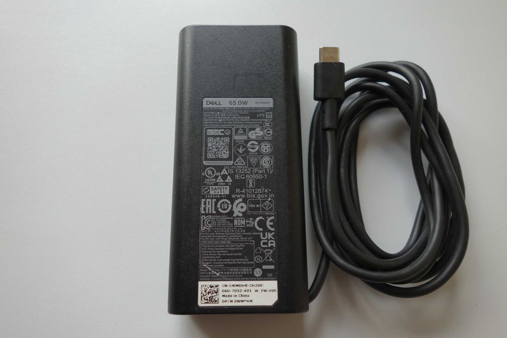 Зарядно за лаптоп Dell 65W USB-C
