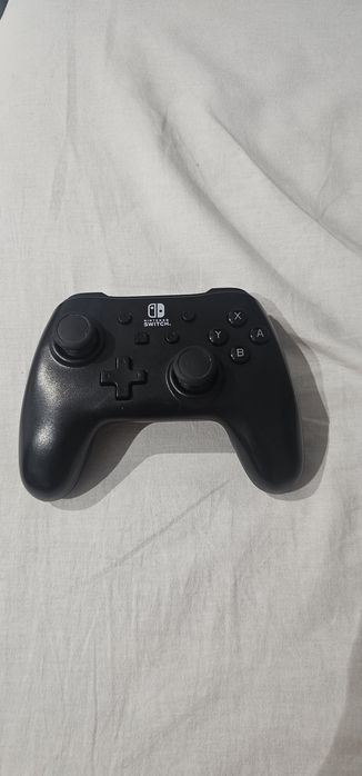 Vând controller pro nintendo