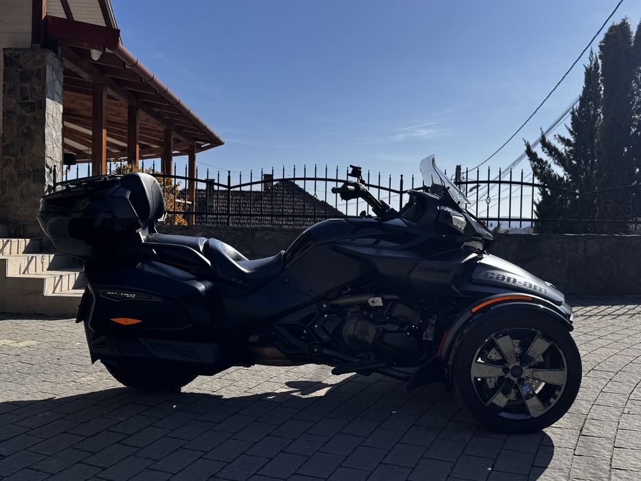 Can-Am Spyder F3 Limited Special Series (2017)