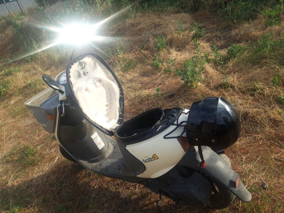 Скутер suzuki lets4