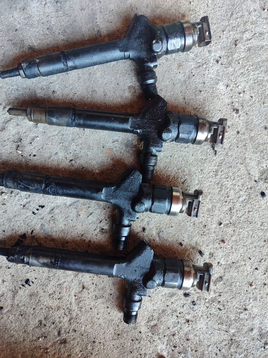 Фарове,стопове, теглич Мазда 5